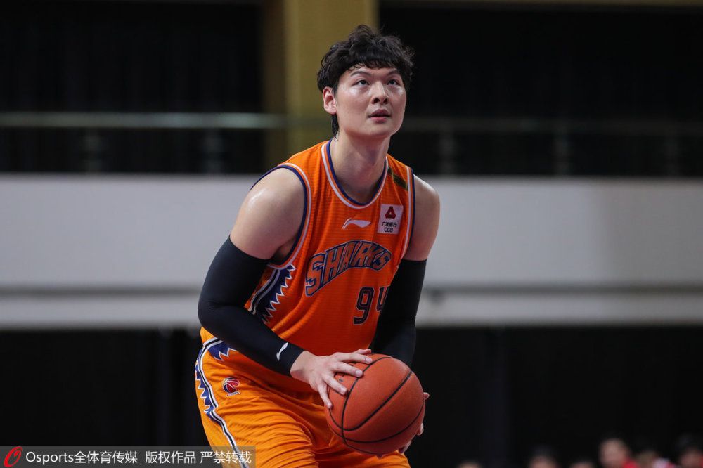 老师含紧一点h边走mp3